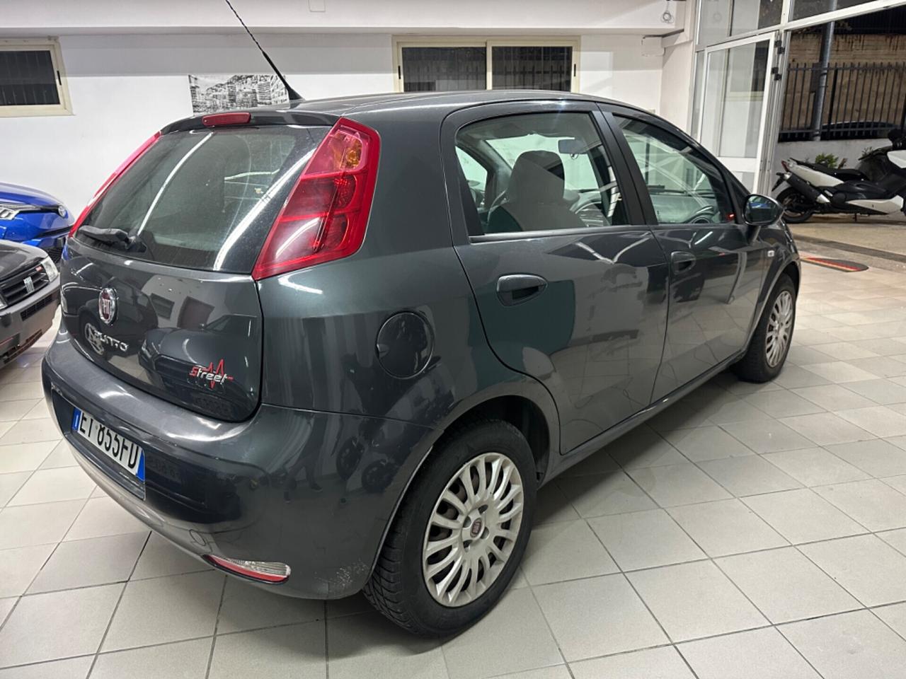 Fiat Punto 1.3 MJT II 75 CV 5 porte OTTIME CONDIZIONI