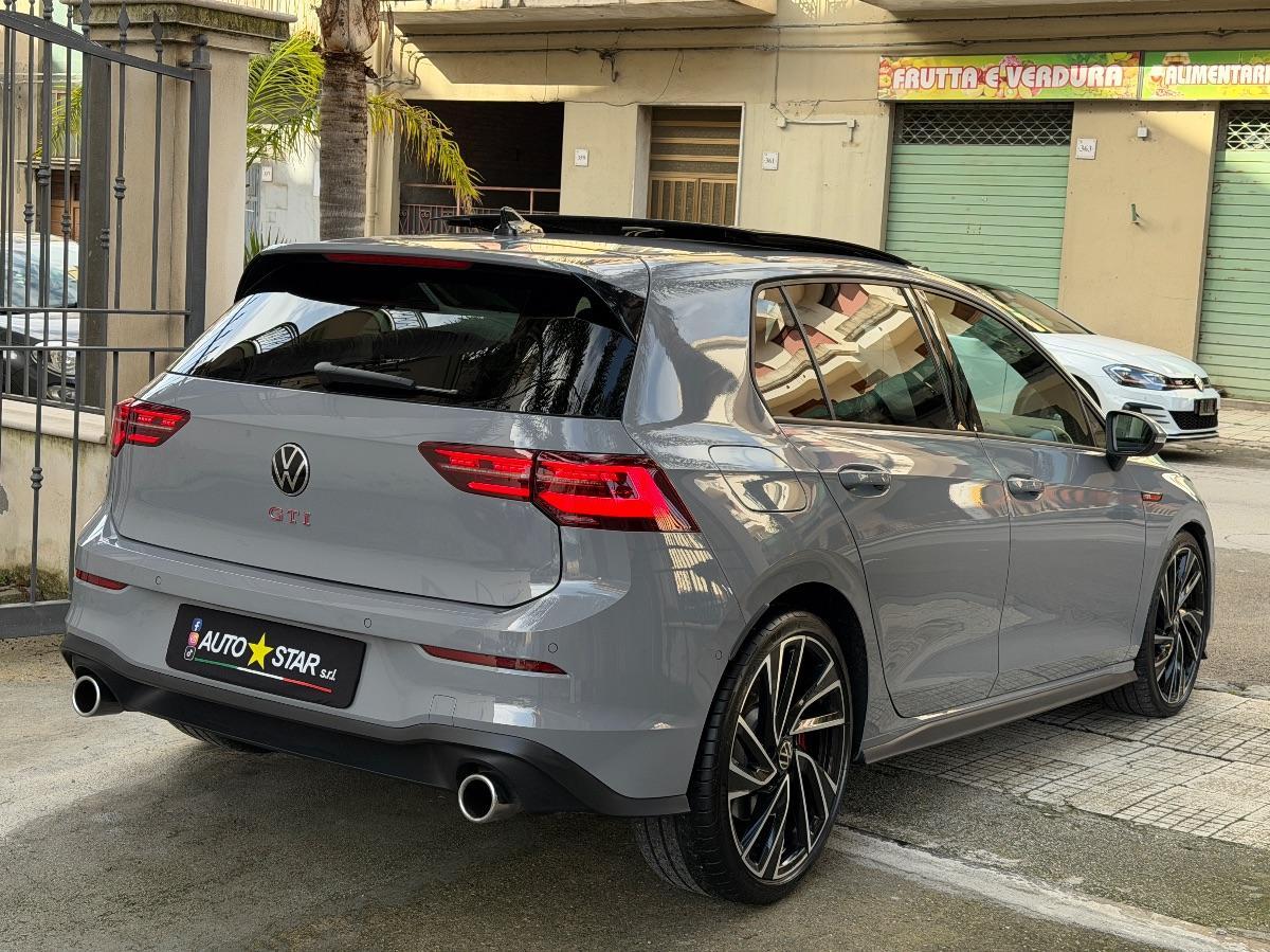 Volkswagen Golf 8 GTI 2.0 TSI 245 CV