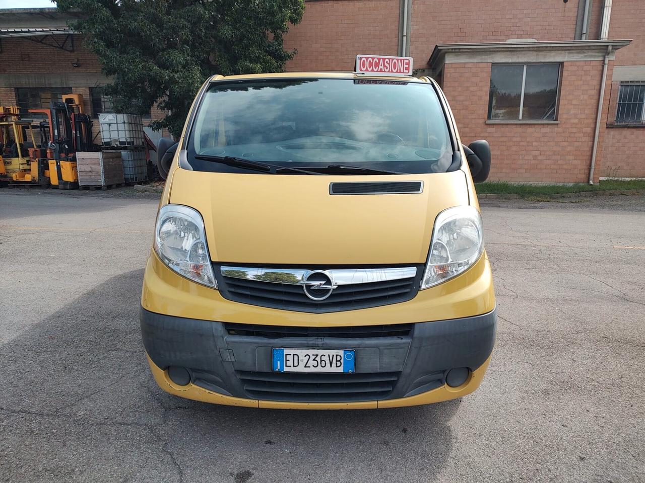 Opel Vivaro 29 2.5 CDTI PC-TA Furgone Fap OK NEOPATENTATI