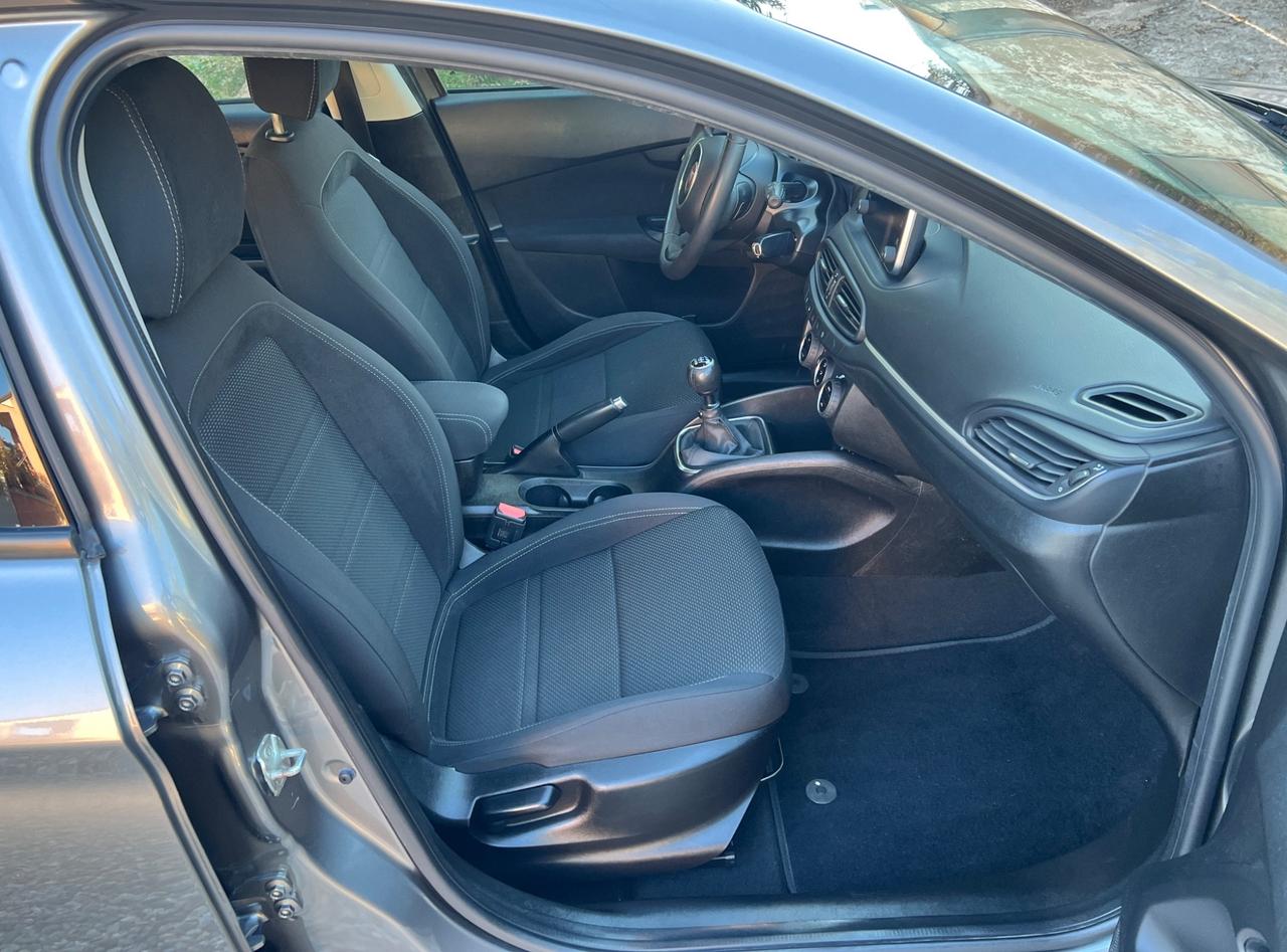 Fiat Tipo 1.6 Mjt S&S SW Lounge