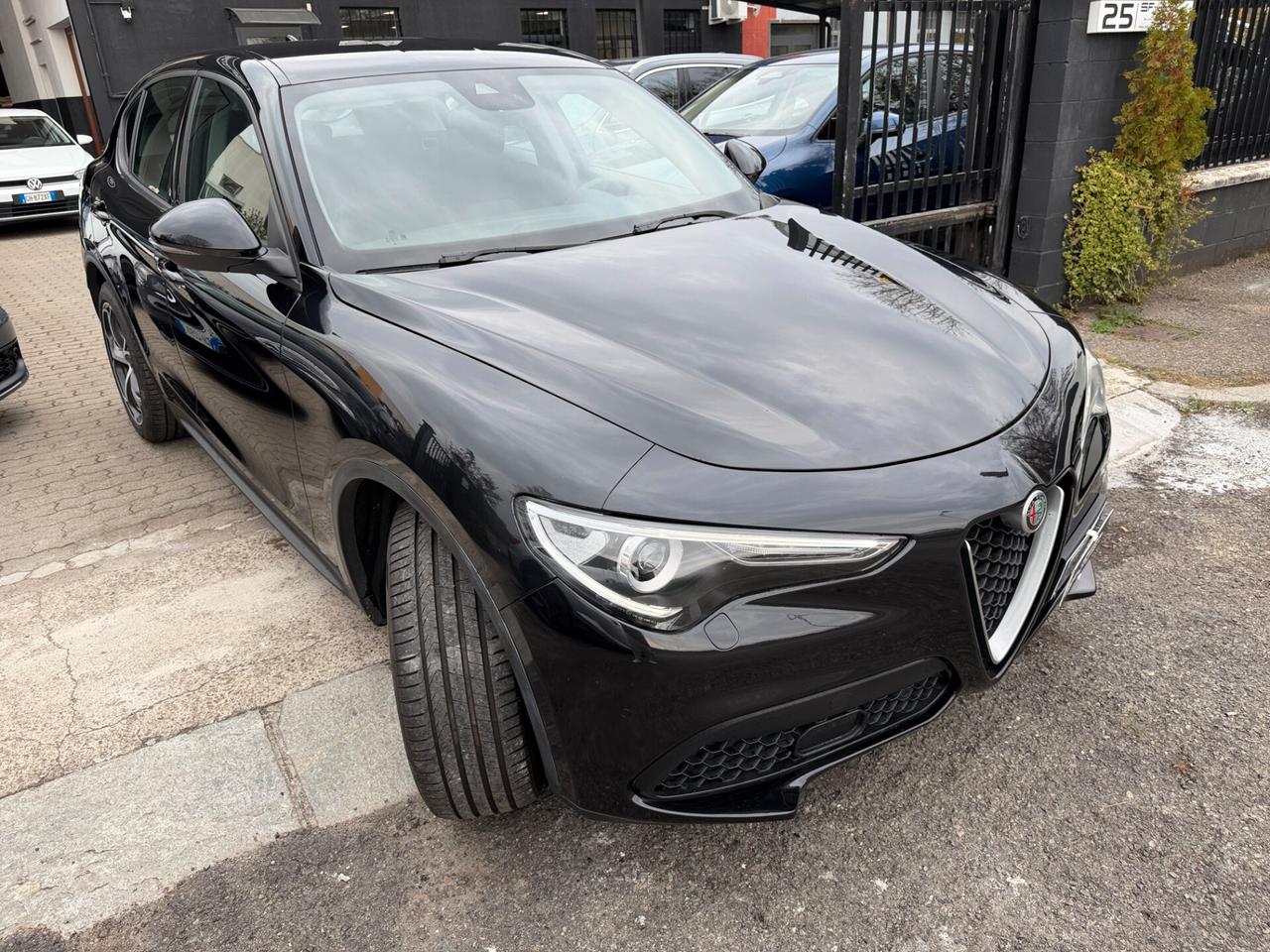 Alfa Romeo Stelvio 2.2 Turbodiesel 190 CV AT8 Q4 Super