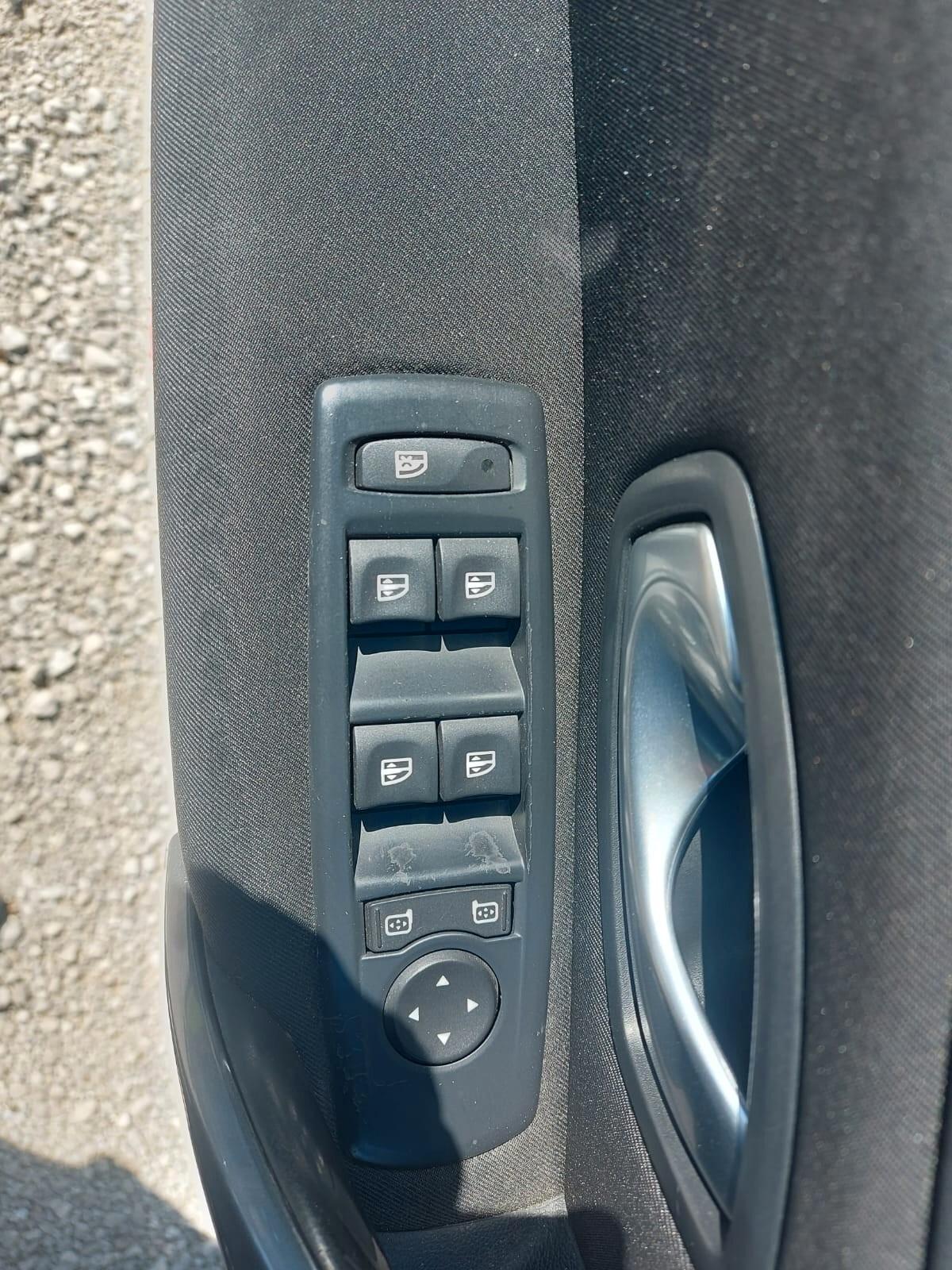 Renault Laguna 2.0 dCi 150CV SporTour 4Control
