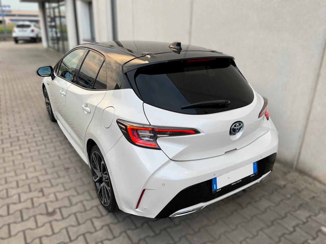 Toyota Corolla 2.0 Hybrid Lounge (IVA ESPOSTA)