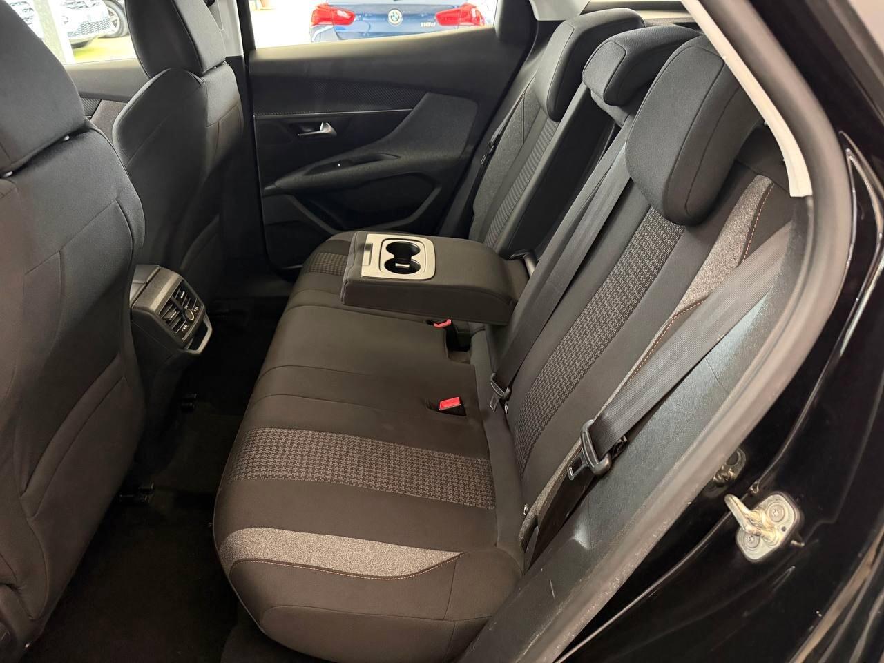 Peugeot 3008 2019 1500 130 EAT8 Allure