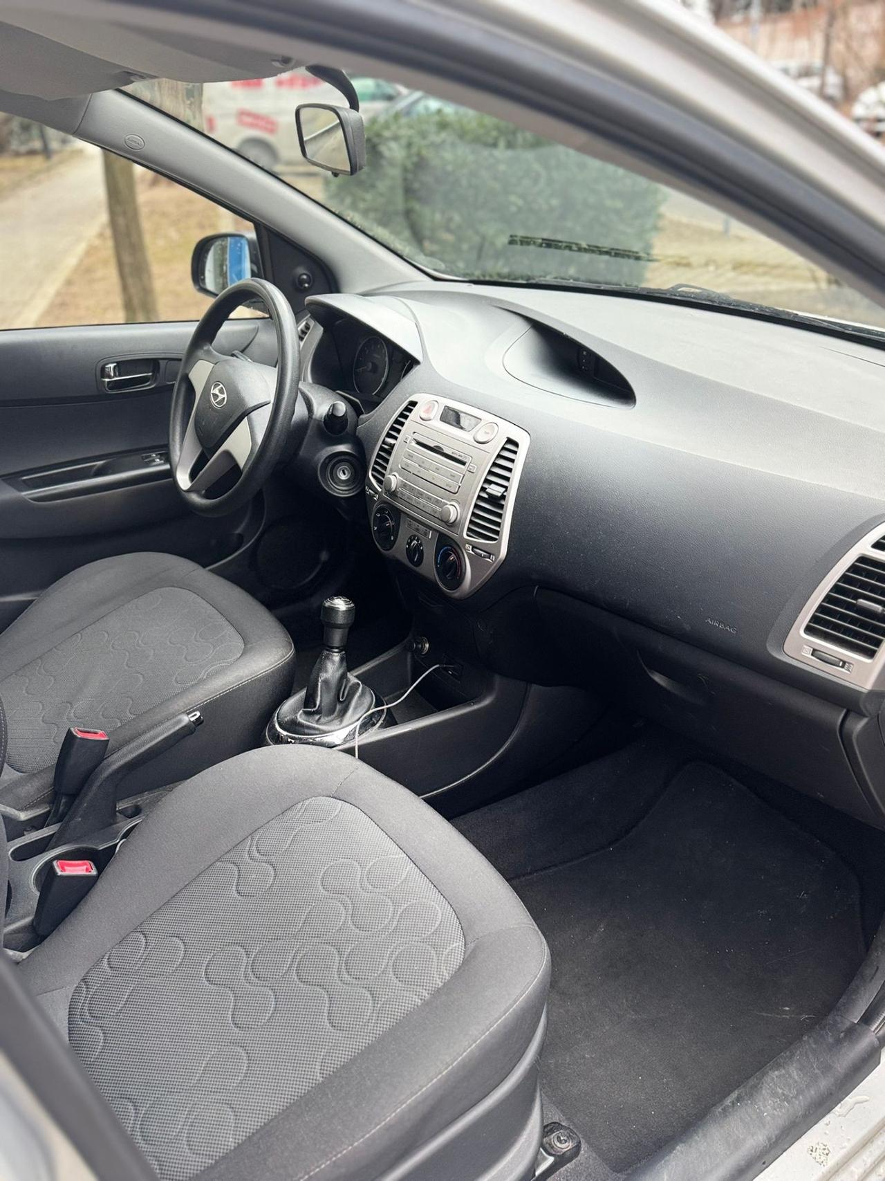 Hyundai i20 1.2 5p. Comfort SI NEOPATENTATI