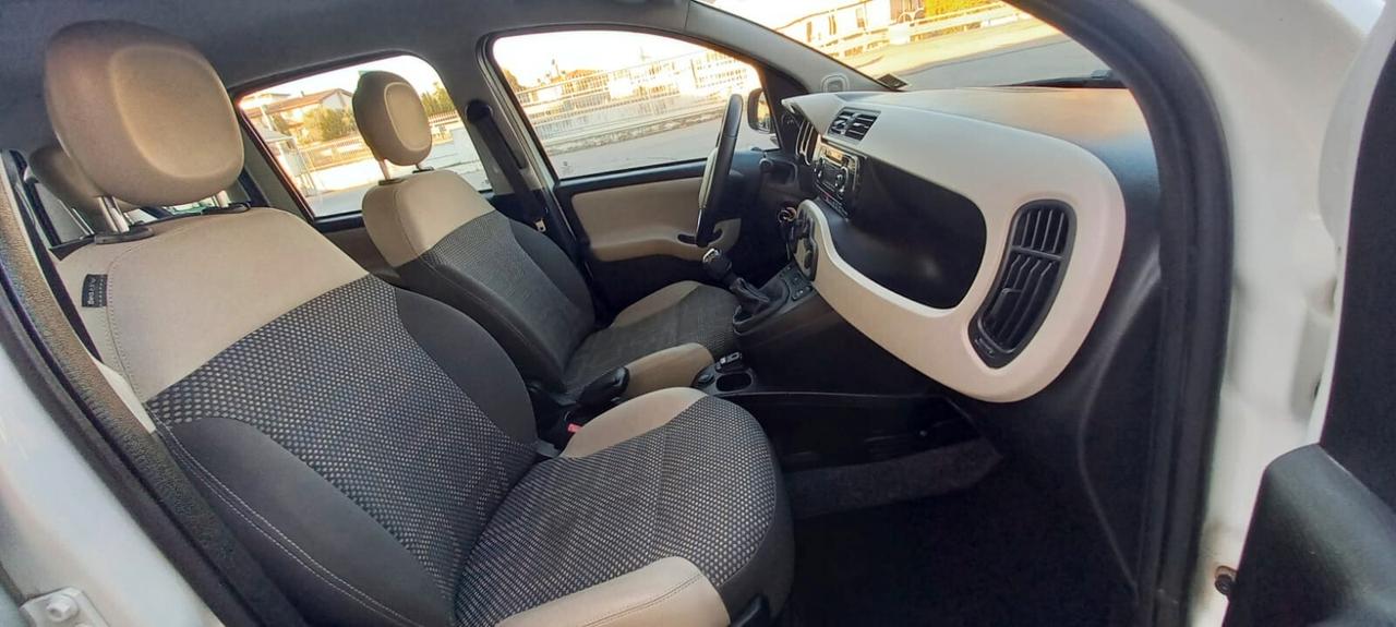 Fiat Panda cc. 1.300 MJT Turbodiesel 4X4 Trazione Integrale 5 Porte 5 Posti Euro 6B Utilizzabile anche per i Neopatentati.