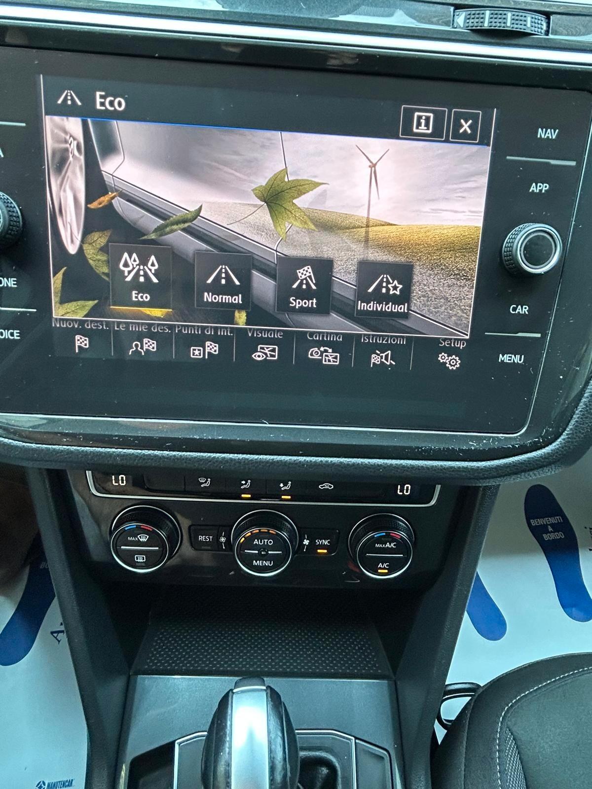 Volkswagen Tiguan 2.0 TDI SCR DSG 4MOTION Advanced INTERNI IN ALCANTARA