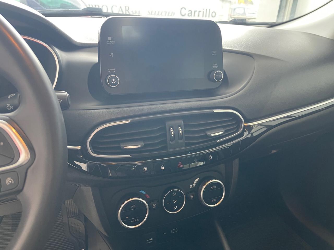 Fiat Tipo 1.0 5 porte City Life NO VINCOLO DI FINANZIAMENTO