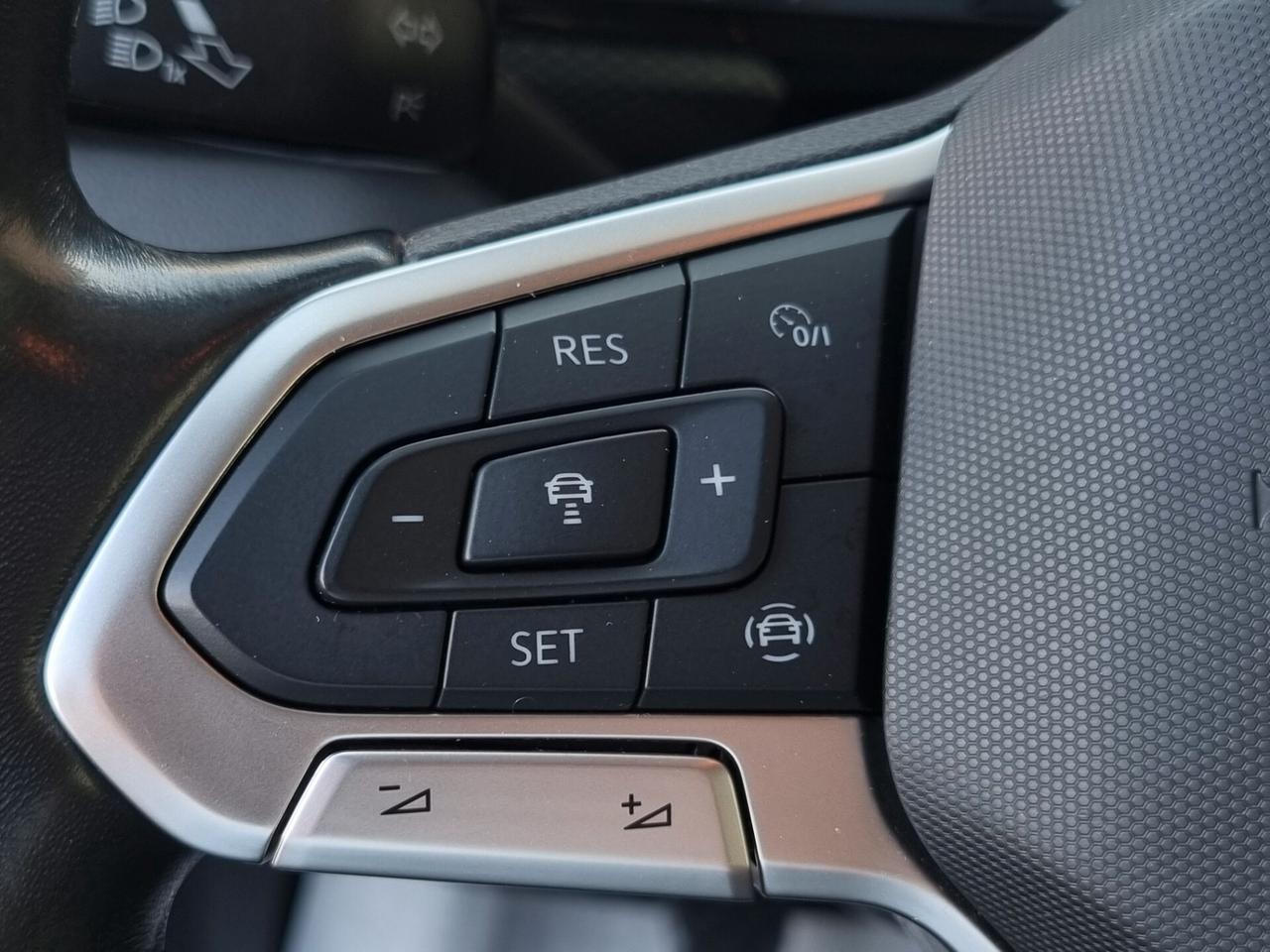 Volkswagen T-Cross 2019 1.0 tsi Urban 95cv