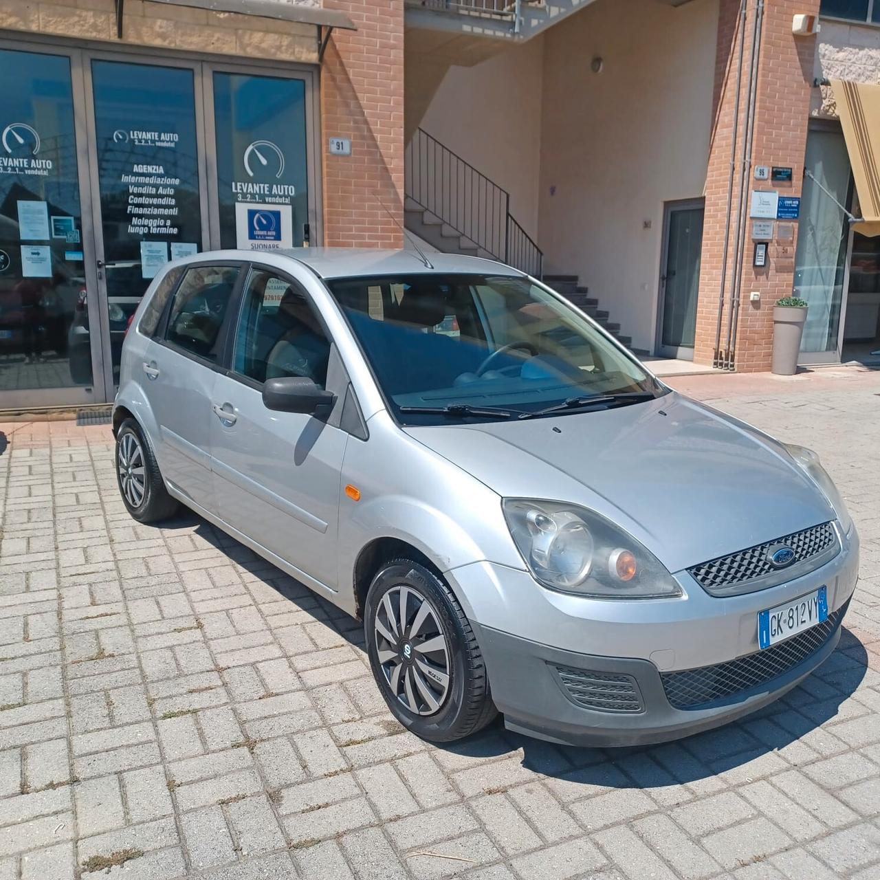 150298 KM FIESTA 1.2 CONDIZIONI ECCELLENTI NEOPATENTATI