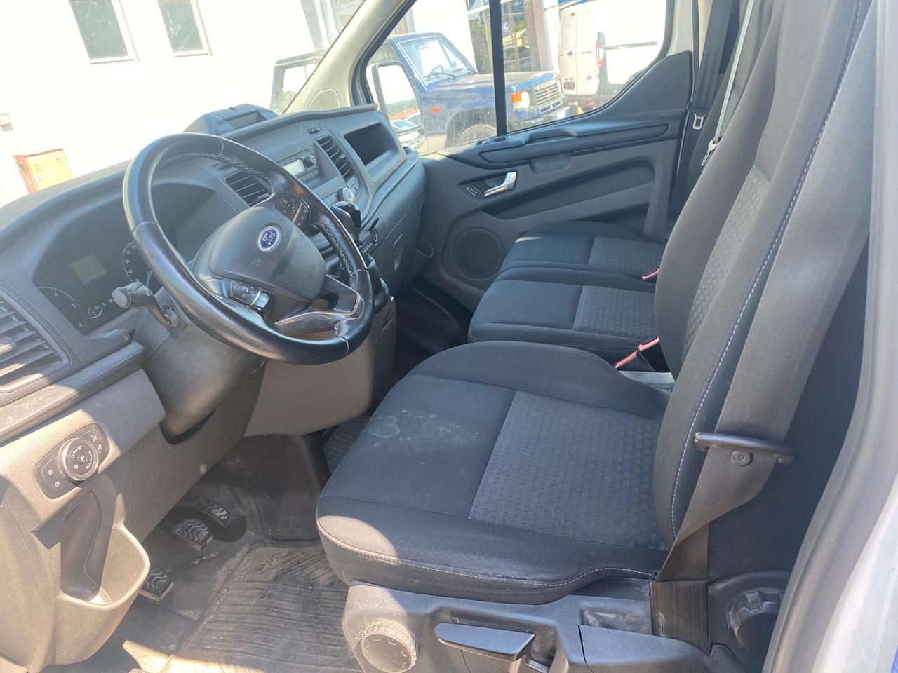 Ford Transit custum ibrido disel