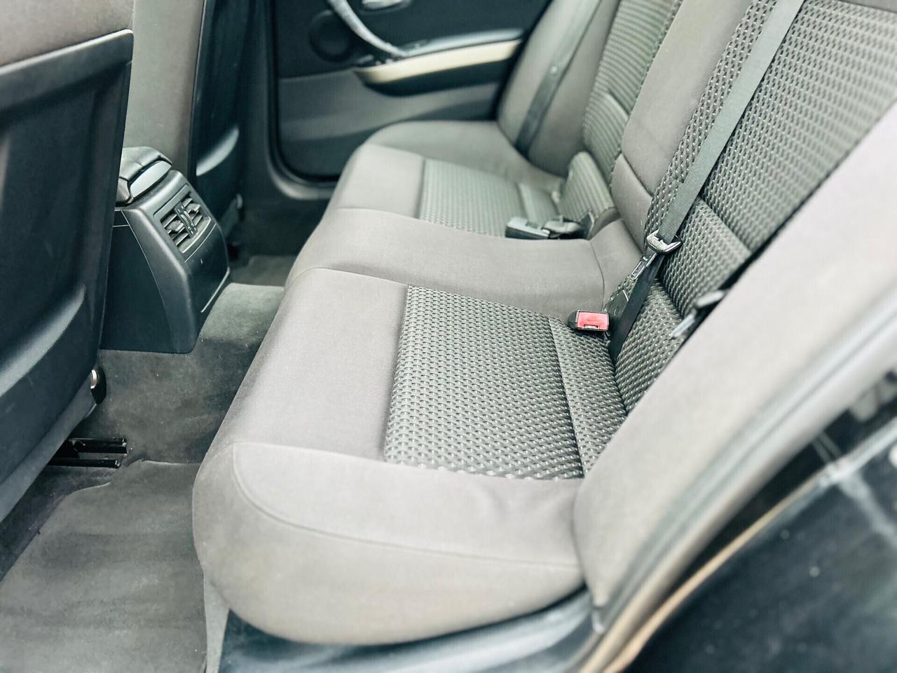 Bmw 318 318d 2.0 143CV cat Touring MSport