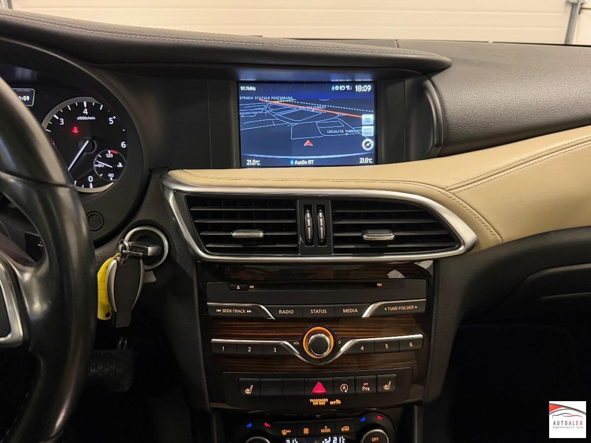 INFINITI - QX30 2.2d Premium Tech awd dct