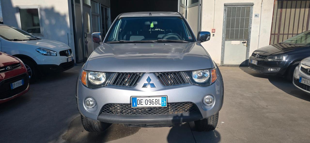 Mitsubishi L200 2.5 DI-D/136CV Double Cab Intense
