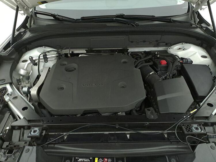 Volvo XC60 B4 Core automatico BR924537 2.0 Mild Hybrid 197CV