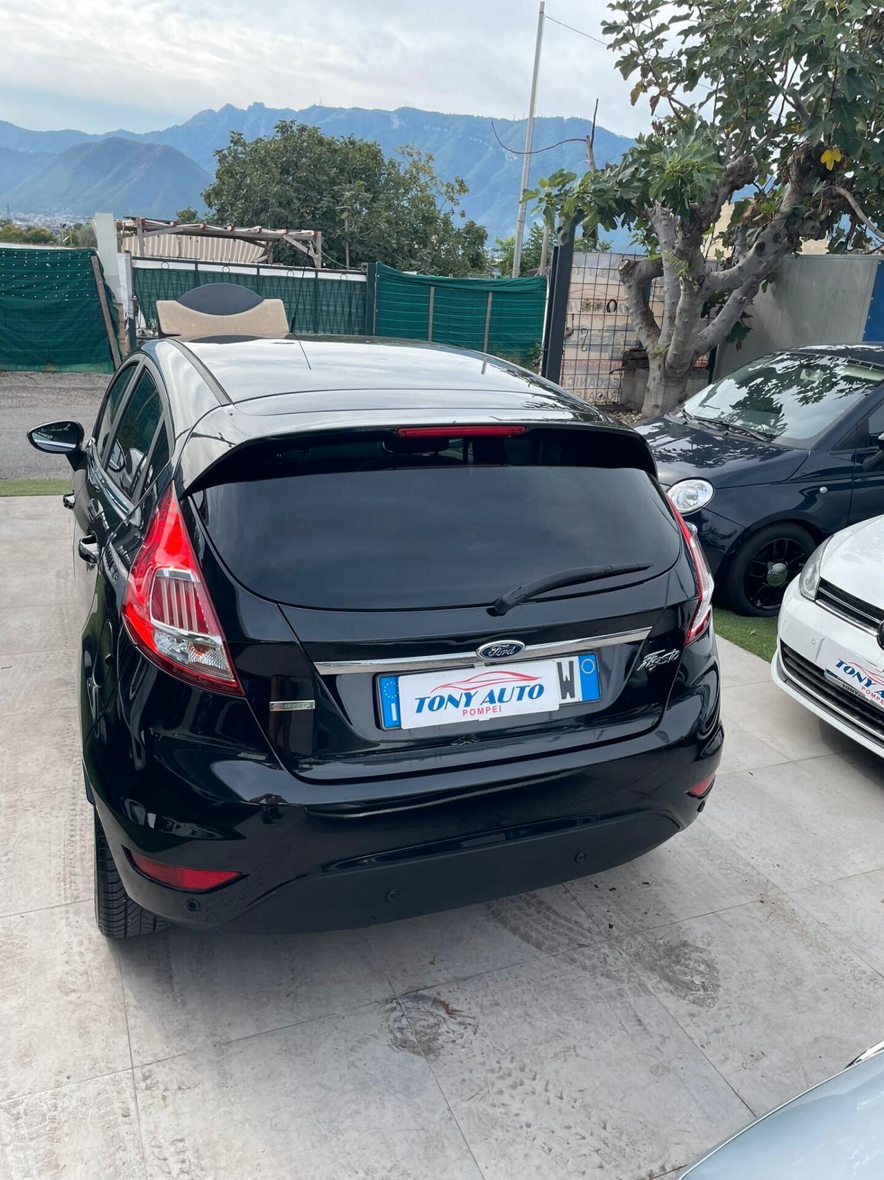Ford Fiesta 1.2 60CV 5 porte Titanium