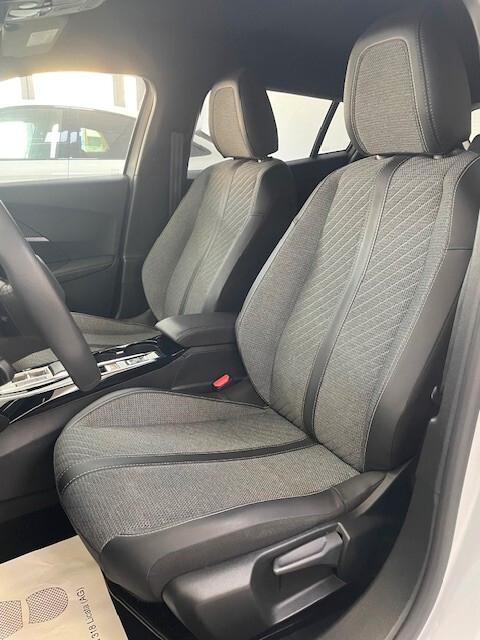 Peugeot 2008 PureTech 130CV S&S EAT8 Allure