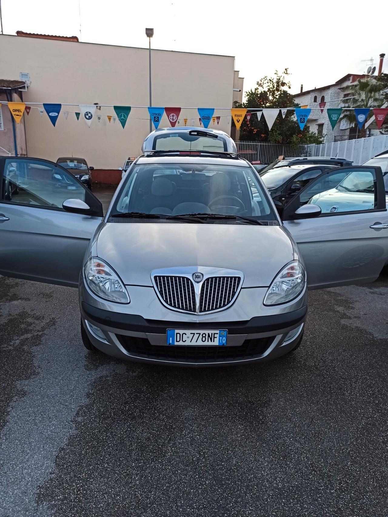 Lancia Ypsilon 1.2 Oro Tetto Panoramico Apribile