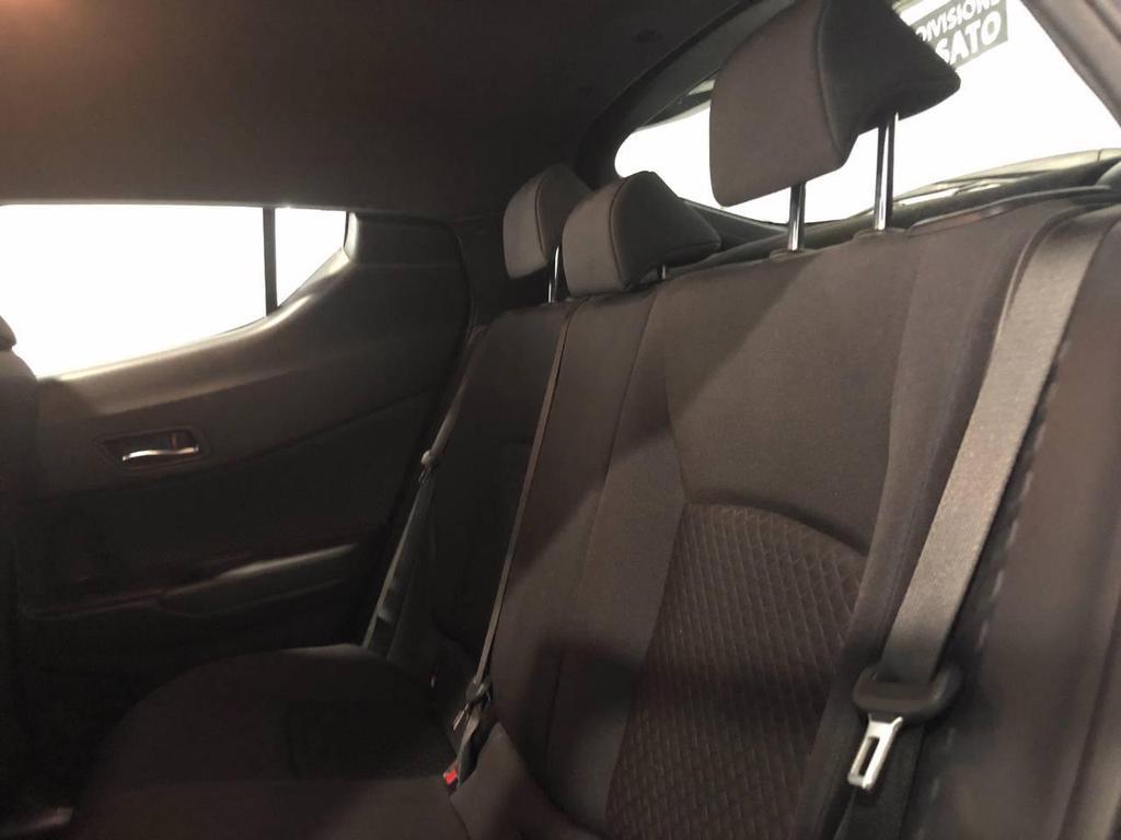 Toyota C-HR 1.8 Hybrid Active E-CVT