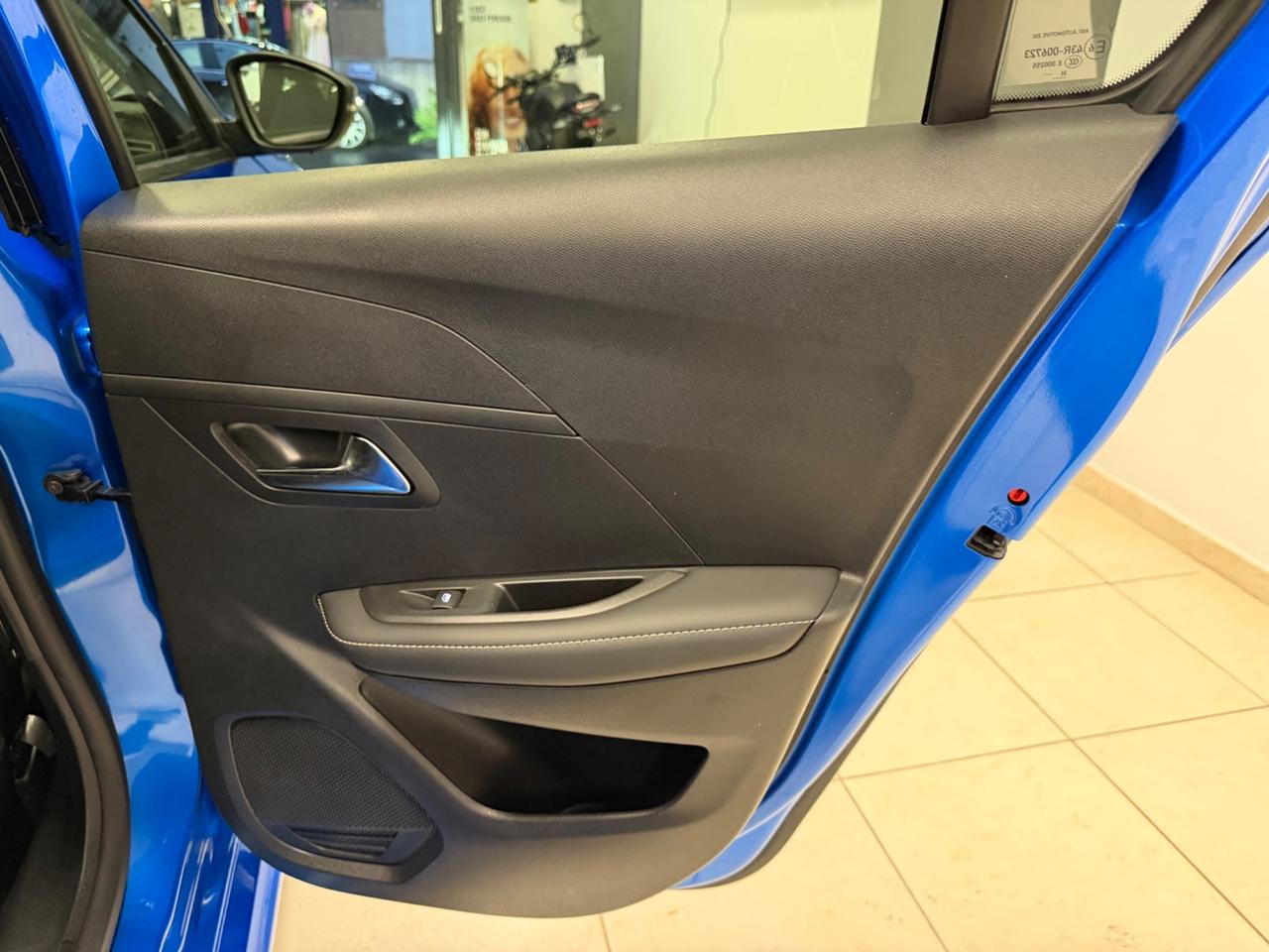 Peugeot 208 PureTech 100 Stop&Start 5 porte Allure 170 al mese