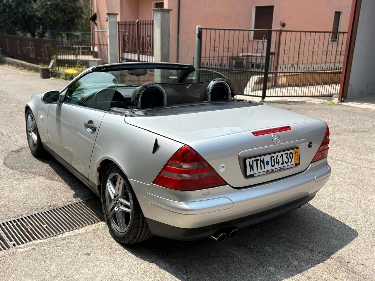 Mercedes-benz SLK 200 cat
