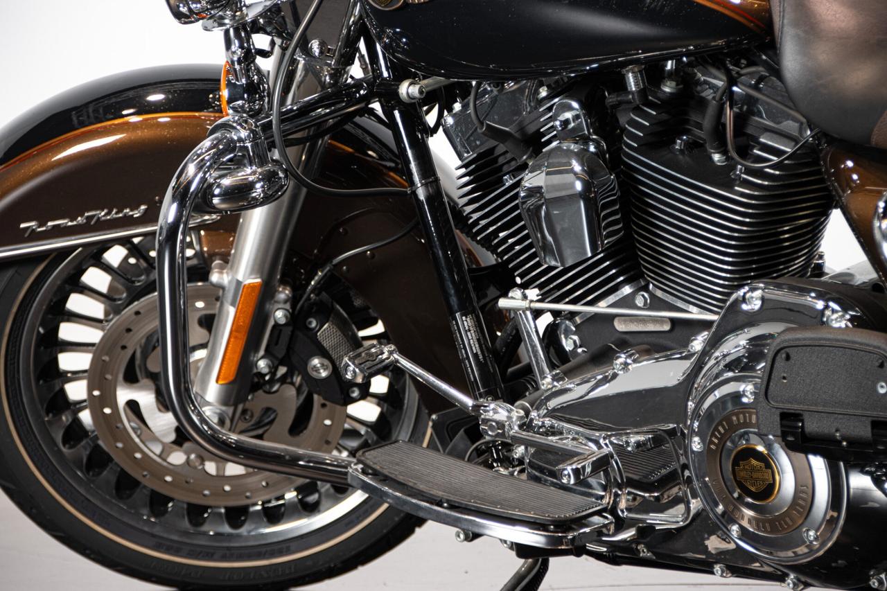 Harley-davidson Road King C.V.O. 110TH° ANNIVERSARY - 2013