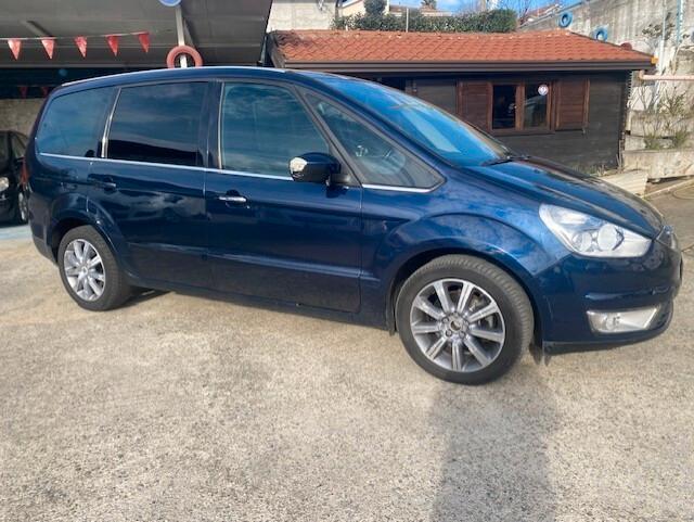 Ford Galaxy 2.0 TDCi 140 CV Ghia DPF