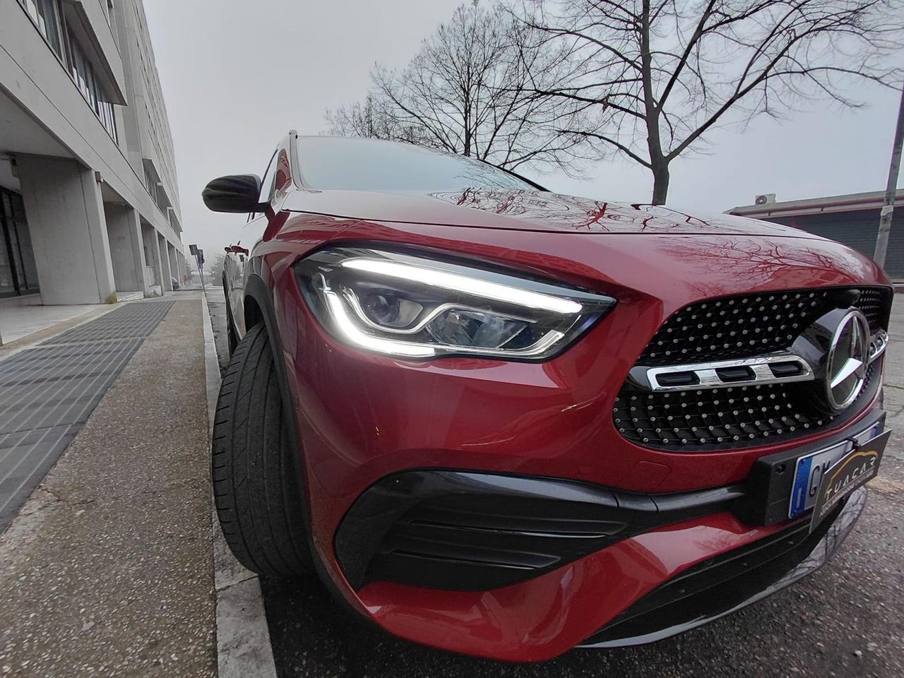 Mercedes-Benz GLA 200 AMG line Premium #7341