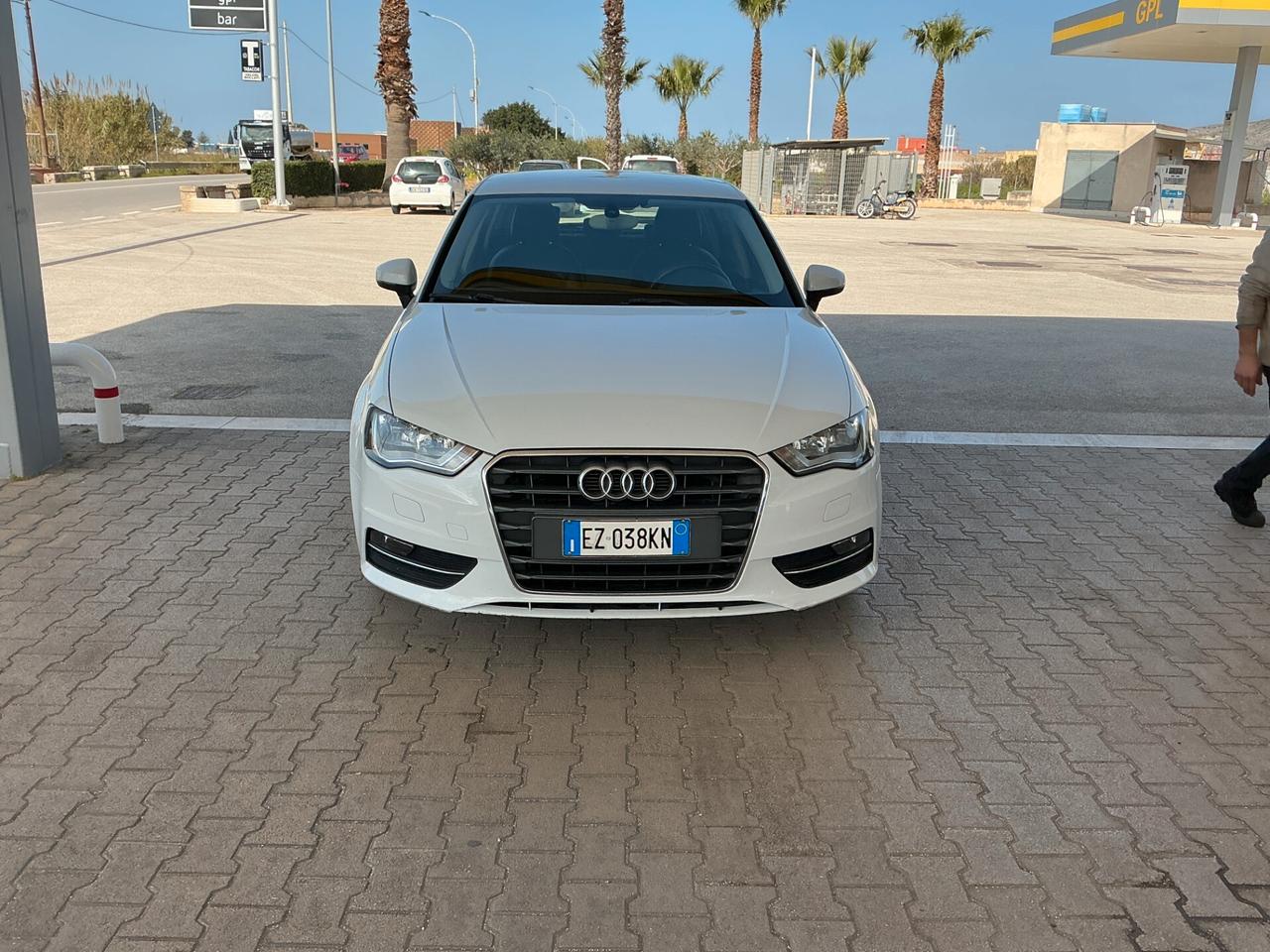 Audi A3 1.6 TDI clean diesel Ambiente