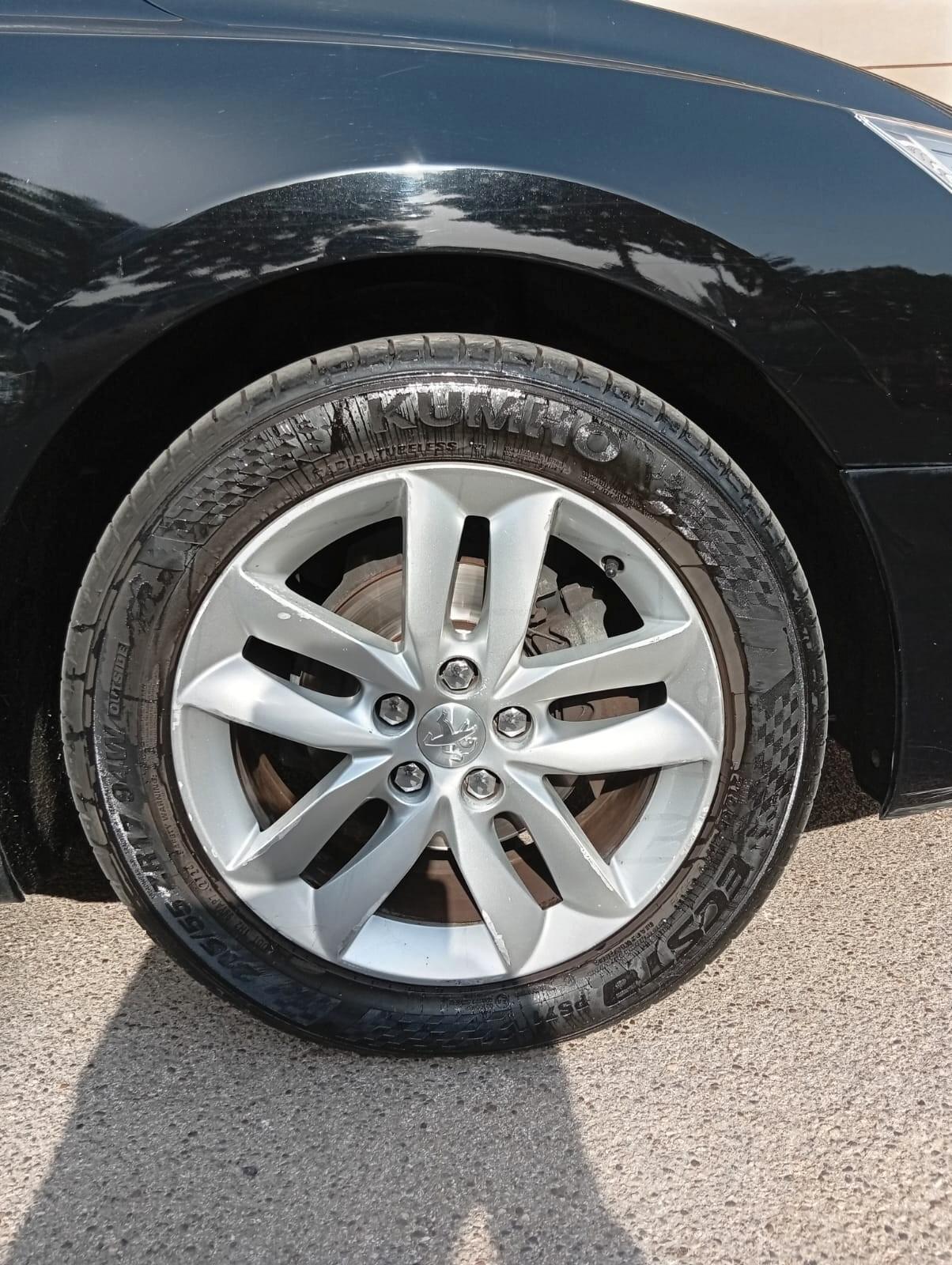 Peugeot 508 2.0 HDi 140CV SW Ciel Allure