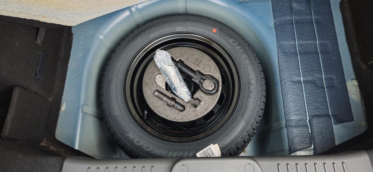 Ford Fiesta 1.5 TDCi 75CV 5 porte (Iva esposta 22%)