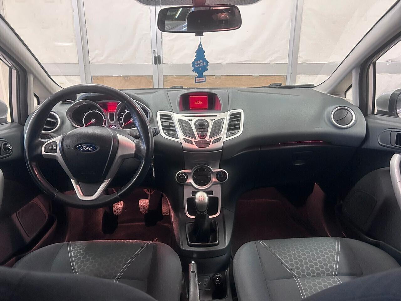 Ford Fiesta 1.2 82 CV 5 porte Titanium
