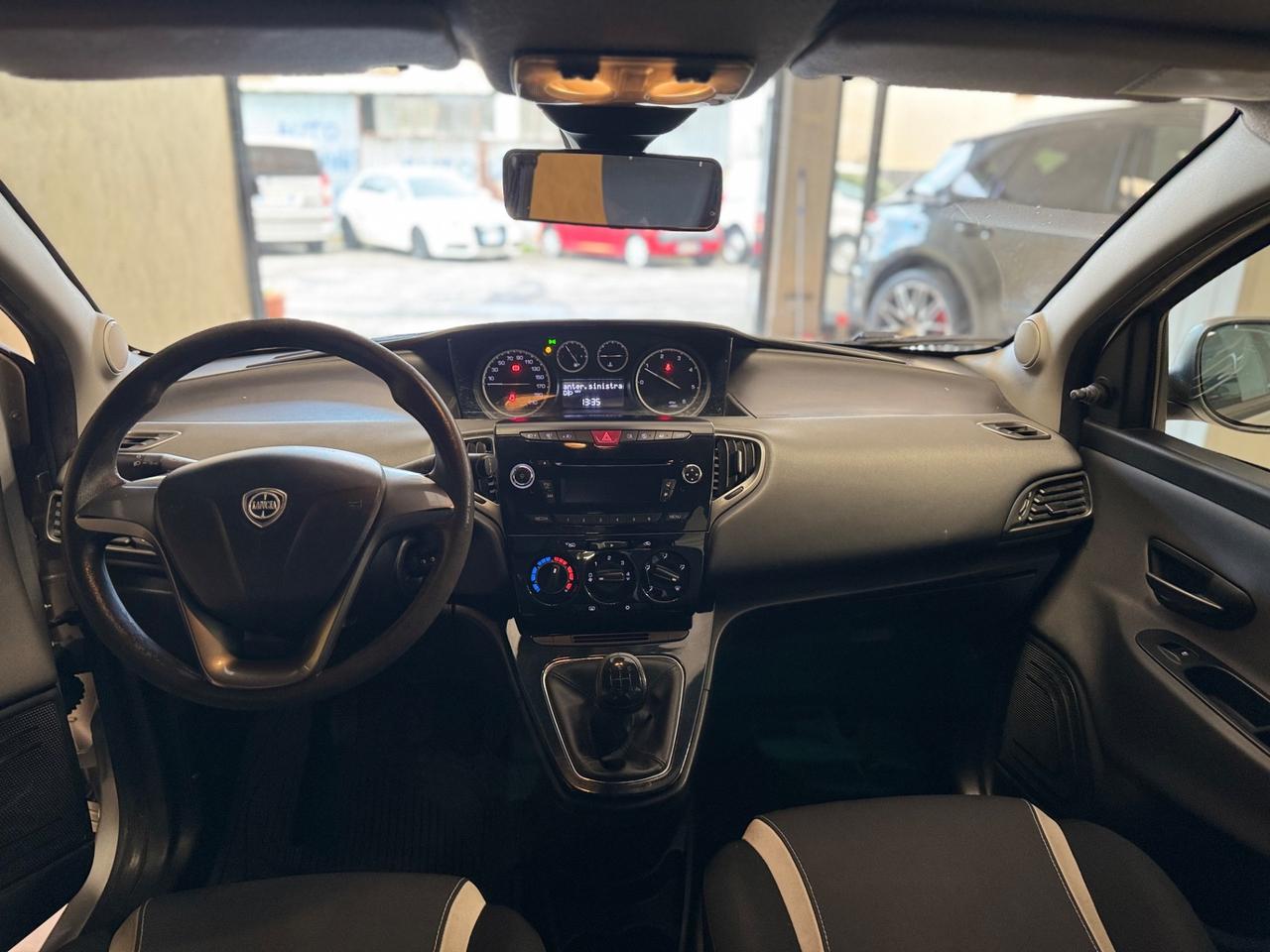 Lancia Ypsilon 1.3 MJT 16V 95 CV 5 porte S&S Platinum