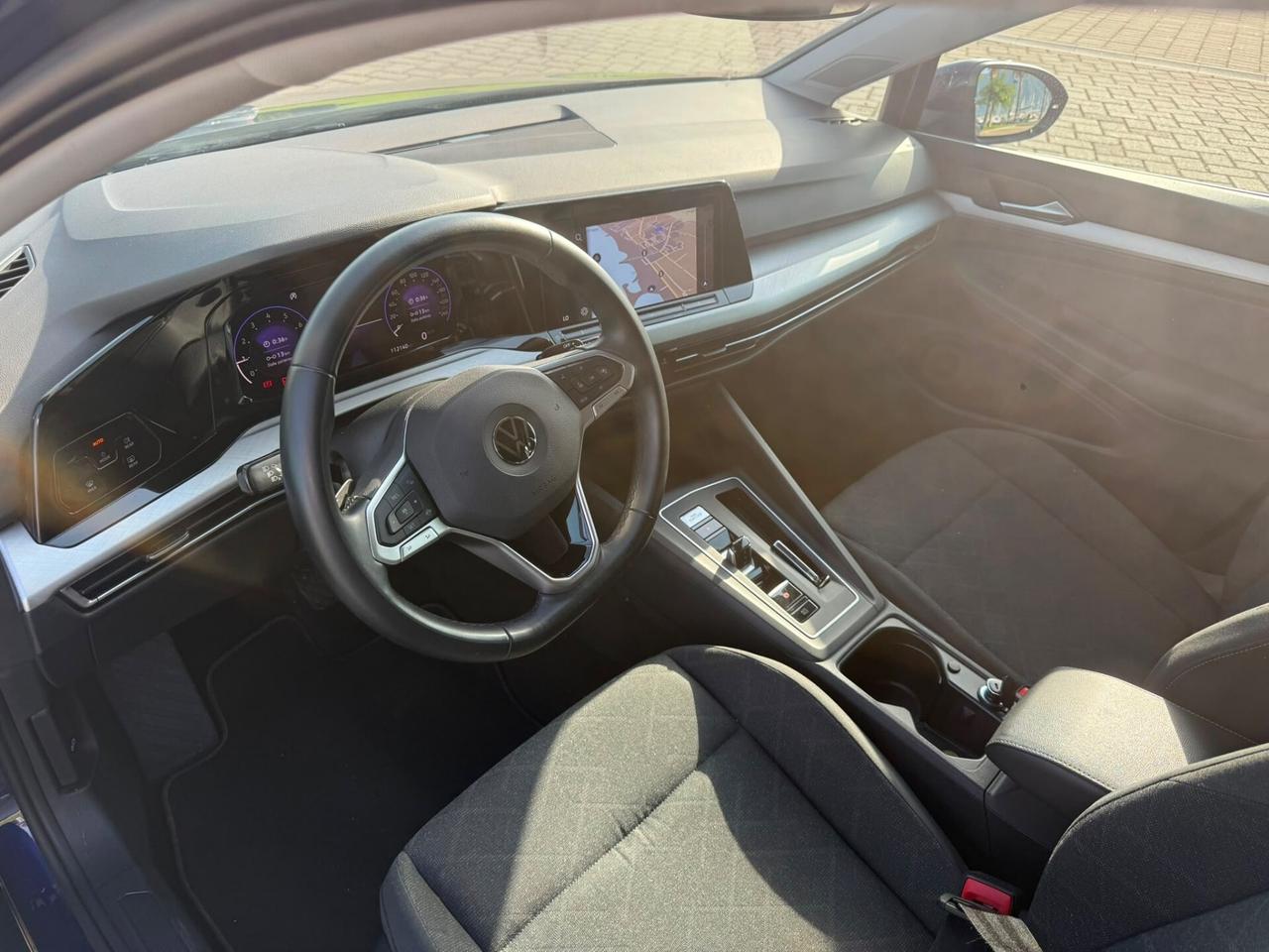 Volkswagen Golf VIII 1.0 etsi 110cv DSG
