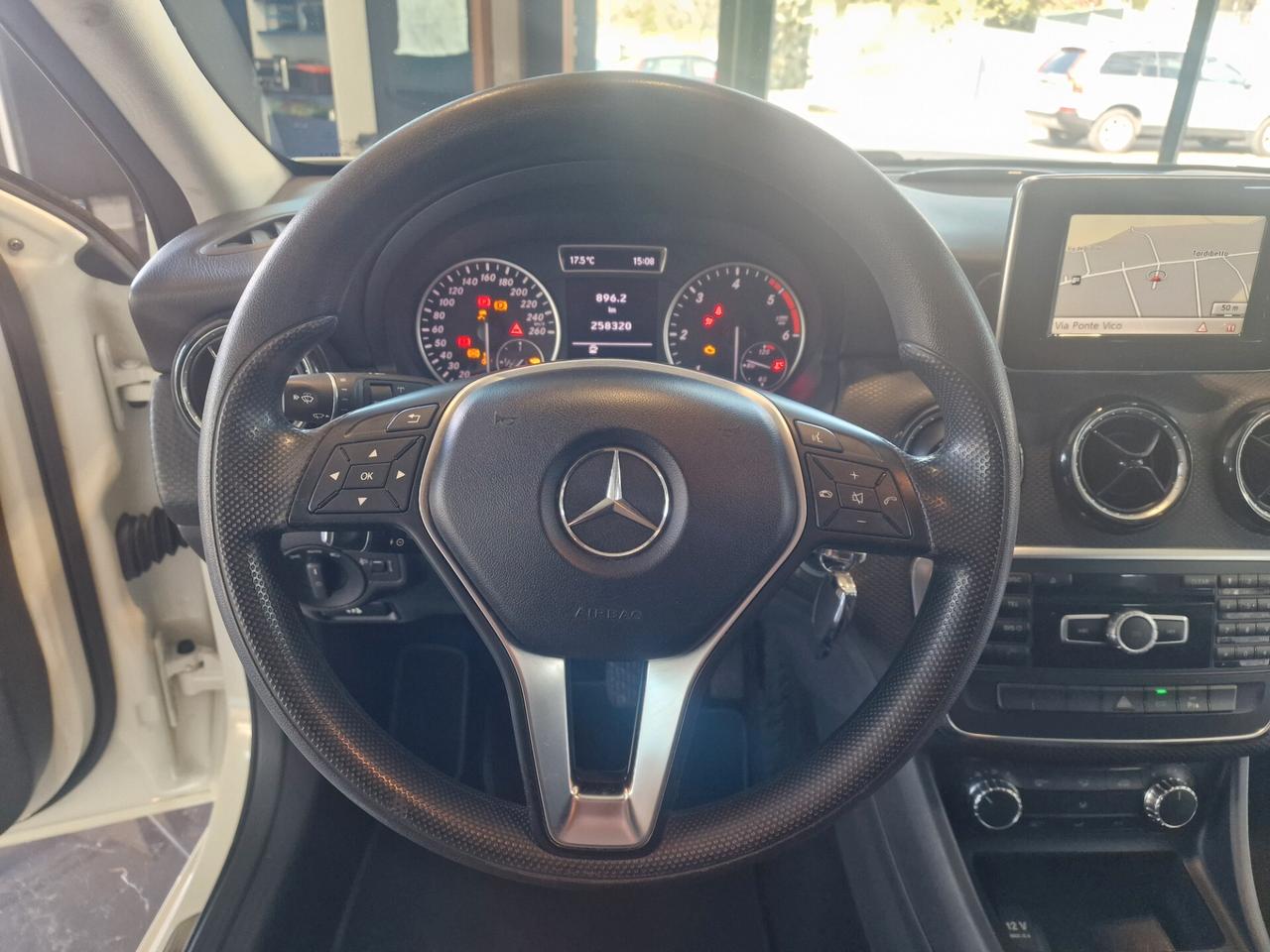 Mercedes-benz A 180 CDI Premium