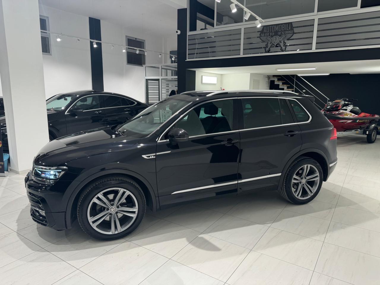 VOLKSWAGEN TIGUAN 2.0 TDI R LINE DSG