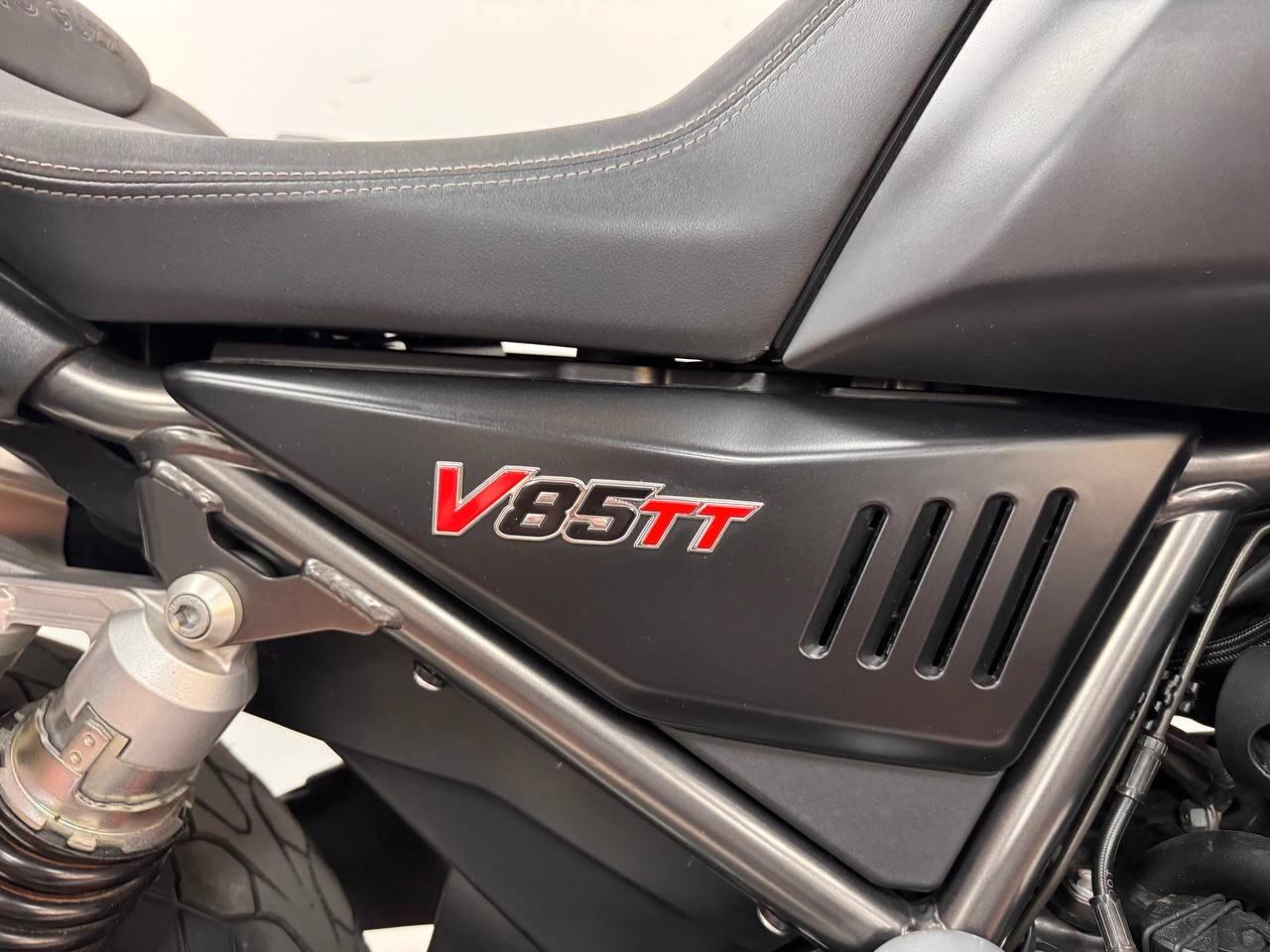 Moto Guzzi V85 TT DA 152 € AL MESE – SENZA ANTICIPO
