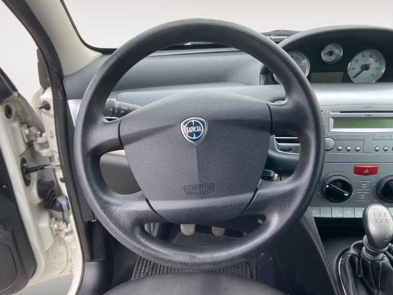 LANCIA Ypsilon 1.2 8v Diva 69cv