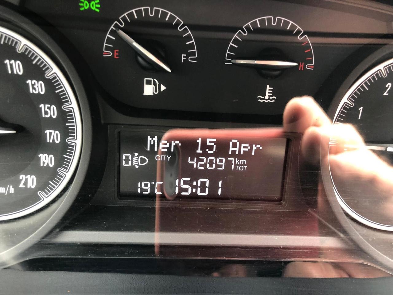 Lancia Ypsilon 1.2 69 CV 5 porte PLATINUM UNICO PROPRIETARIO GARANZIA EUROPEA 12 MESI RINNOVABILE