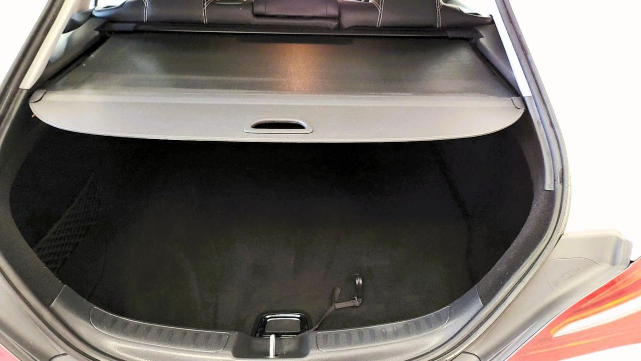 MERCEDES-BENZ CLA 200 d S.W. Automatic Sport