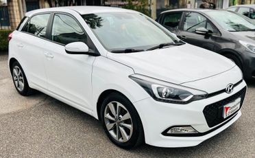 Hyundai i20 1.2 MPI MT Connectline