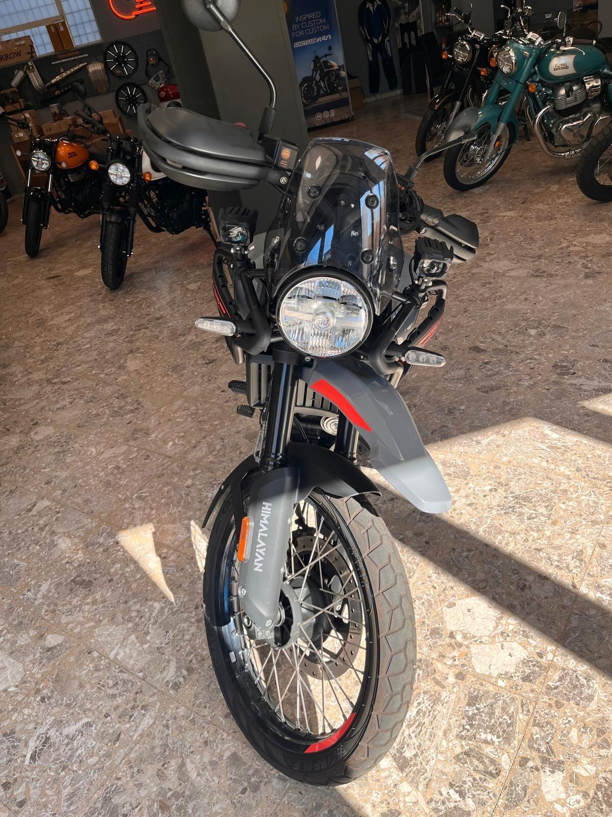 Royal Enfield Himalayan 450 super