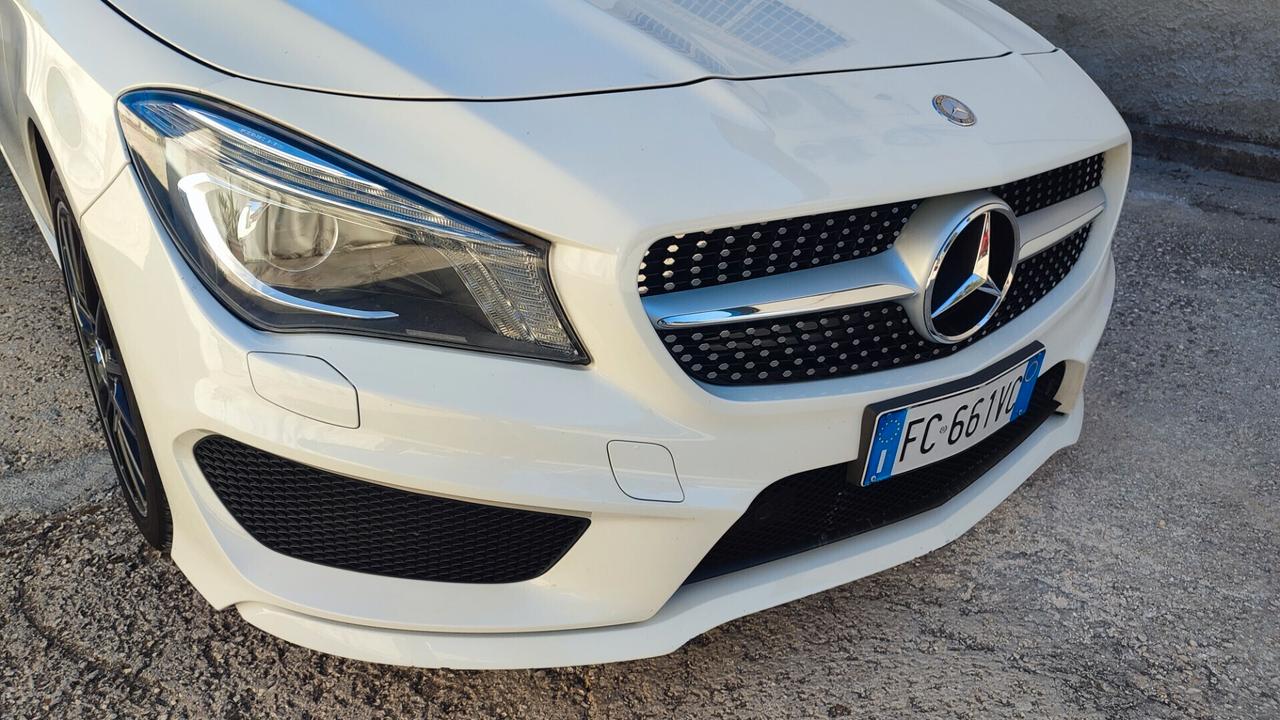 MERCEDES CLA 200 PREMIUM