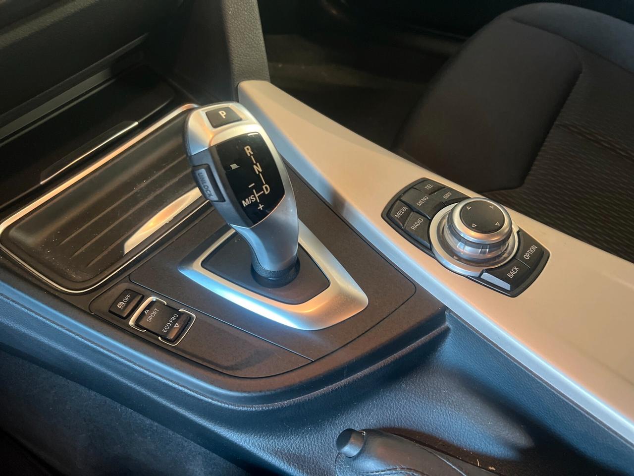 Bmw 316 316d Touring autom. adatta a neopatentati