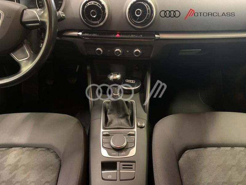 Audi A3 sportback 1.6 tdi 110cv attraction e6