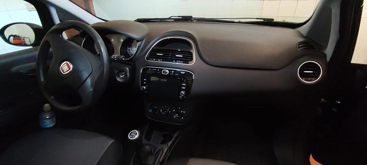 Fiat Punto 1.3 MJT II S&S 95 CV 5 porte Street