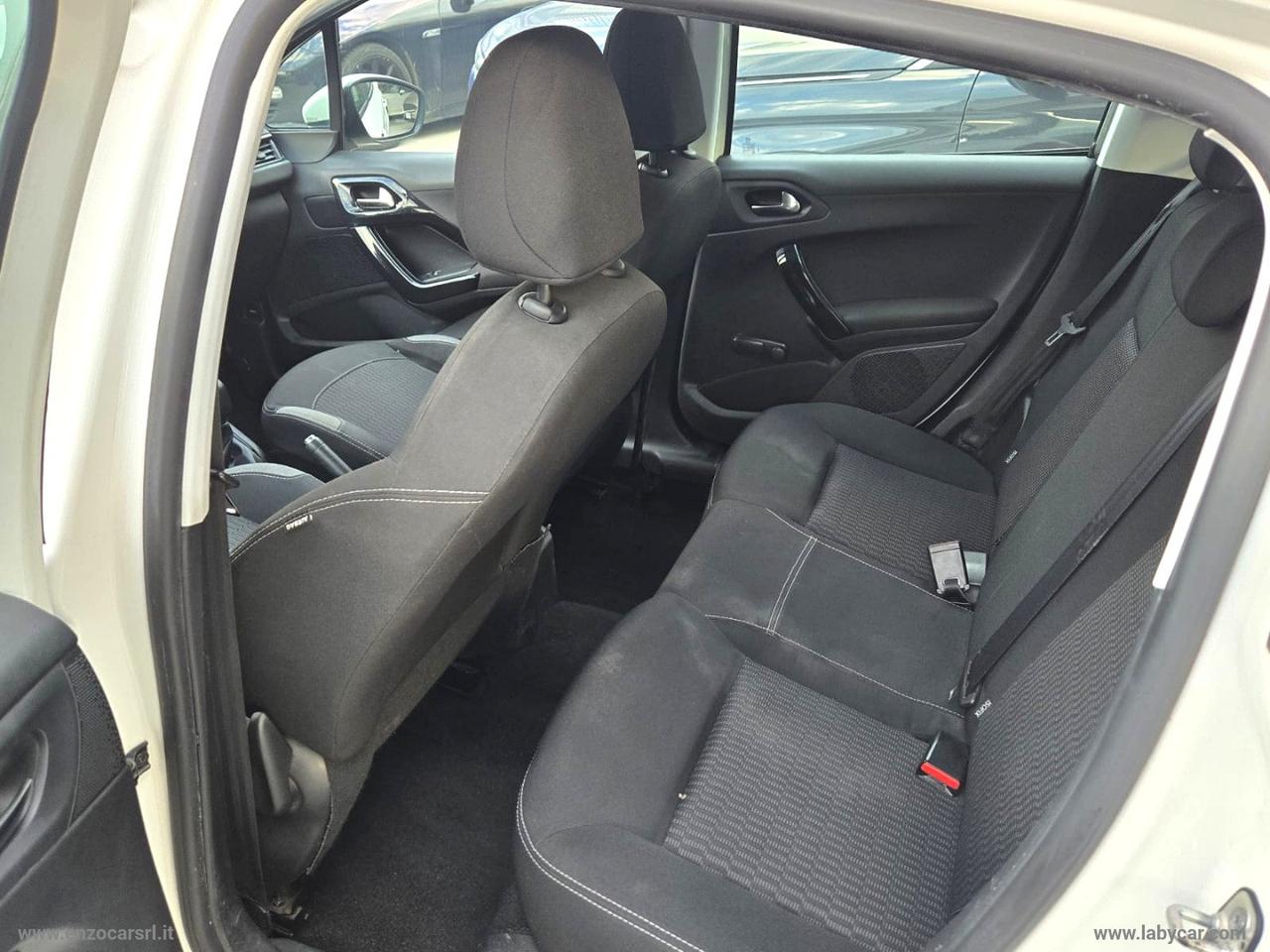 PEUGEOT 208 1.4 HDi 68 CV 5p. Active NEOPATENTATI