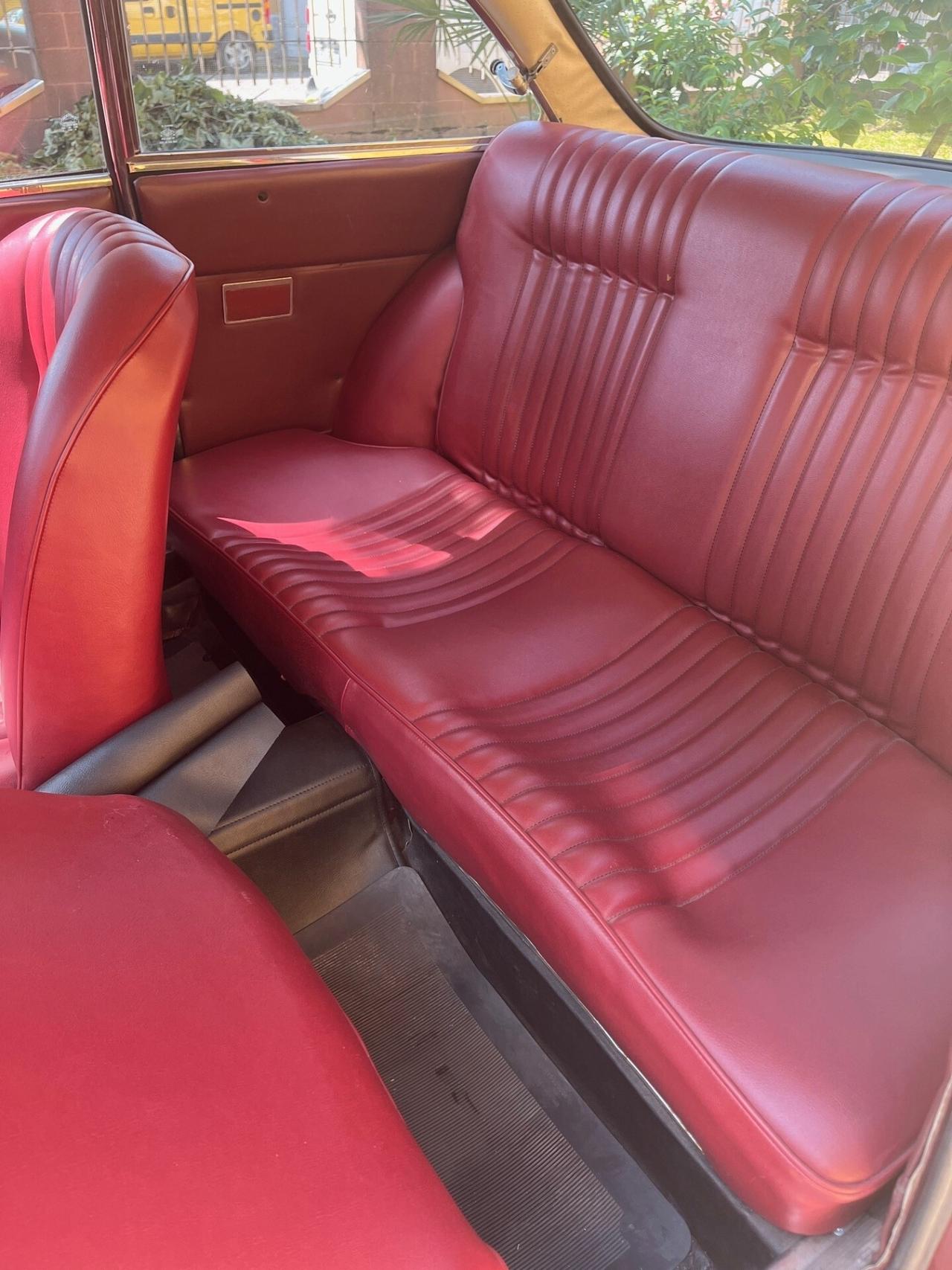 Alfa Romeo GT Alfa Romeo GT 1300 Junior Scalino