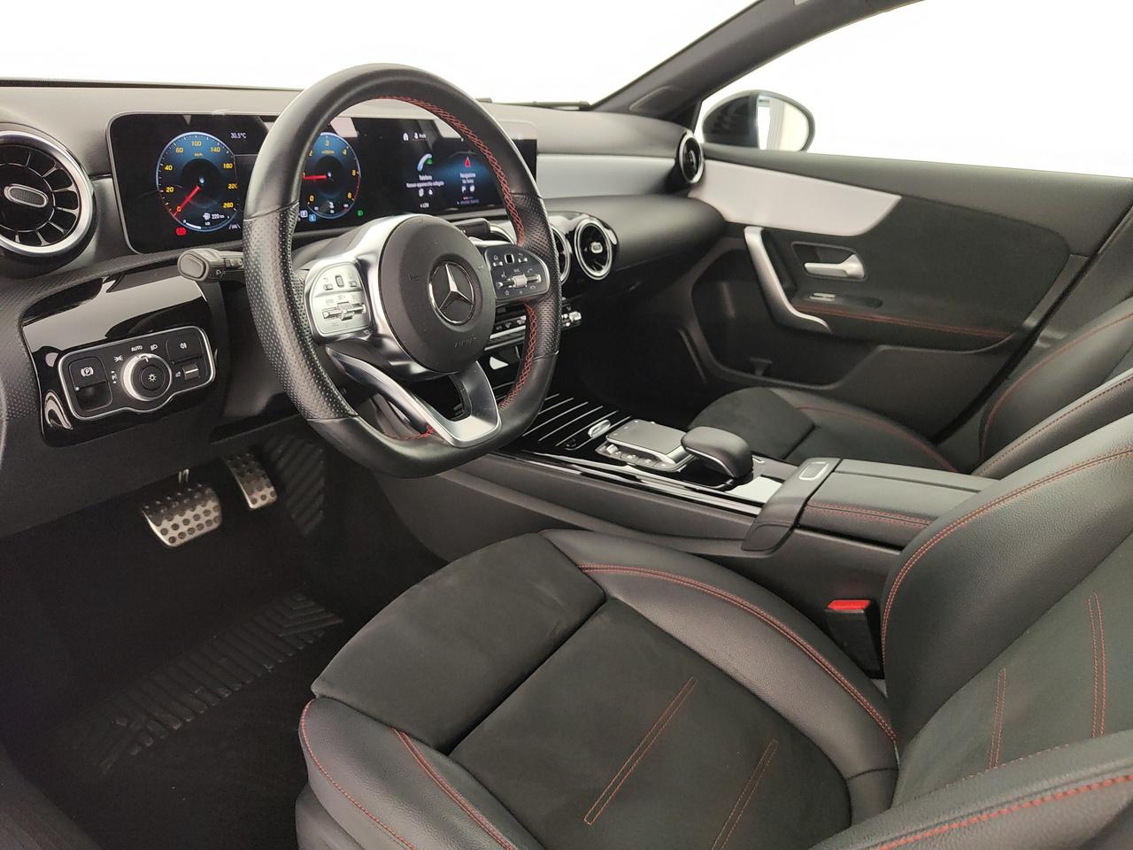 Mercedes-Benz A 180 d Premium auto