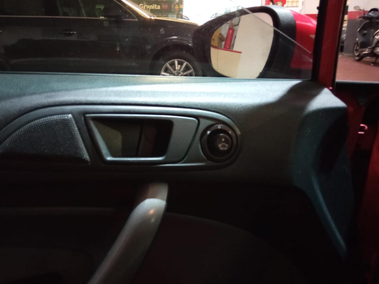 Ford Fiesta 1.4 Titanium Euro 5 Benzina/GPL